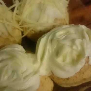 Món ăn- Tiệm Bánh Bánh Su Kem Chewy Junior - Phan Xích Long