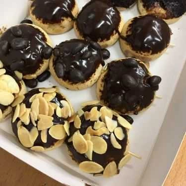 Món ăn- Tiệm Bánh Bánh Su Kem Chewy Junior - Phan Xích Long