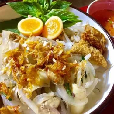 Món ăn- Ăn vặt Bánh Ướt Lòng Gà - Nguyễn Cư Trinh
