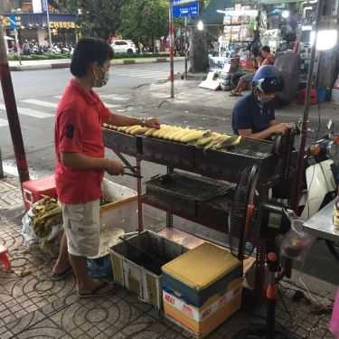 Không gian- Ăn vặt Bắp Nướng Gò Công
