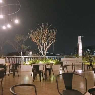 Không gian- Bay Coffee - Phạm Văn Bạch