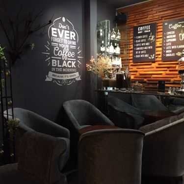 Tổng hợp- BD Florist & Flower Coffee - Cafe Hoa Cưới Nhỏ Xinh