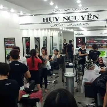 Không gian- Trang điểm, make up Beauty Salon Huy Nguyễn