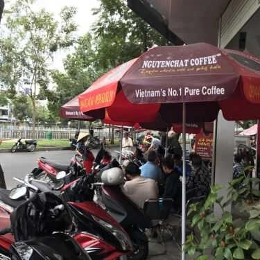 Tổng hợp- Bee's Coffee - 674 Trường Sa