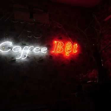 Không gian- Bệt Coffee - Phạm Văn Đồng