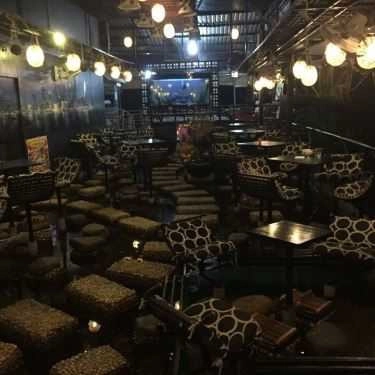 Không gian- The Black House Coffee