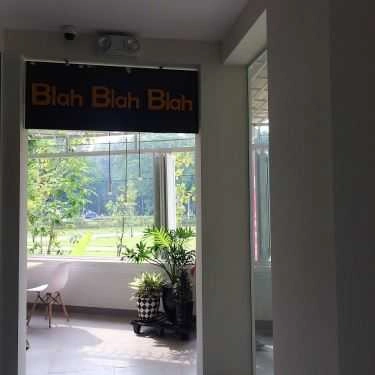 Không gian- Blah Blah Blah Coffee & Tea