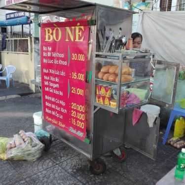 Không gian- Ăn vặt Bò Né - Đinh Tiên Hoàng
