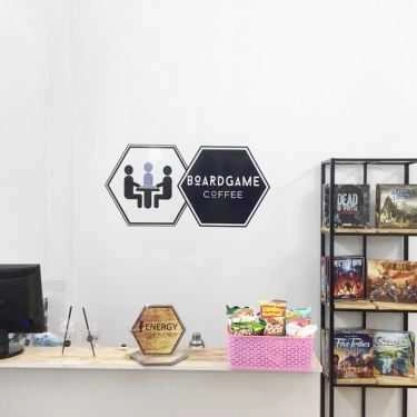 Không gian- Boardgame Coffee