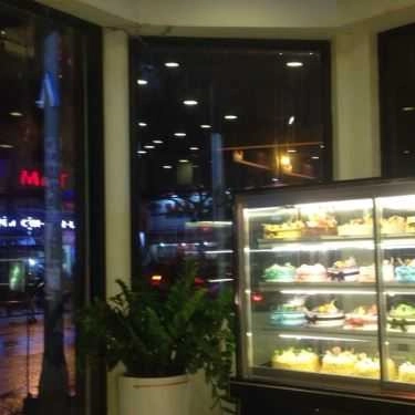 Không gian- Bon Jour Bakery - Tiệm Bánh