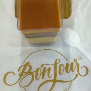 Món ăn- Bon Jour Bakery - Tiệm Bánh