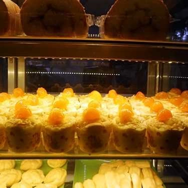 Món ăn- Tiệm Bánh Bánh Bông Lan Trứng Muối - Đường Số 8