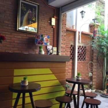 Không gian- Brick House Coffee