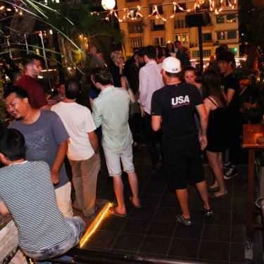 Tổng hợp- Broma Saigon Bar