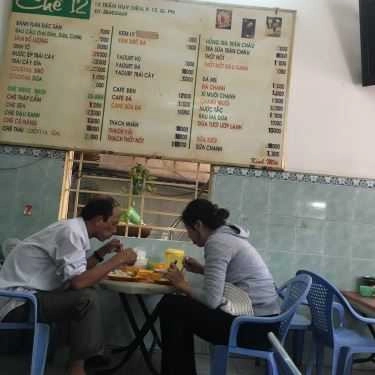 Không gian- Cafe Quán 12 - Cơm Tấm, Sinh Tố & Chè