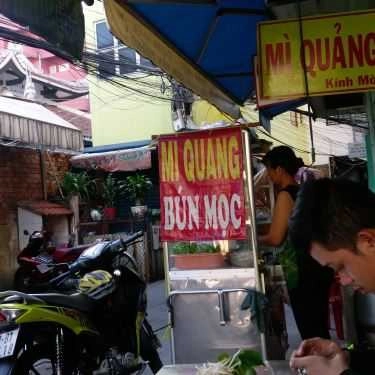 Không gian- Ăn vặt Bún Mọc & Mì Quảng - Hoàng Văn Thụ