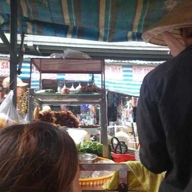 Không gian- Ăn vặt Bún Thịt Nướng - Chợ Kim Biên