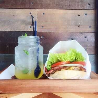 Món ăn- Cafe Burger Joint Saigon