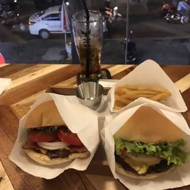 Món ăn- Cafe Burger Joint Saigon