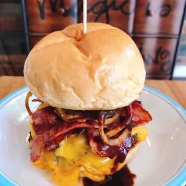 Món ăn- Cafe Burger Joint Saigon