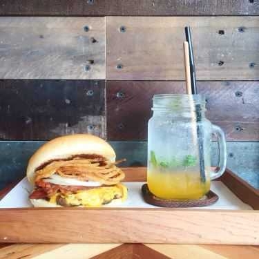 Món ăn- Cafe Burger Joint Saigon