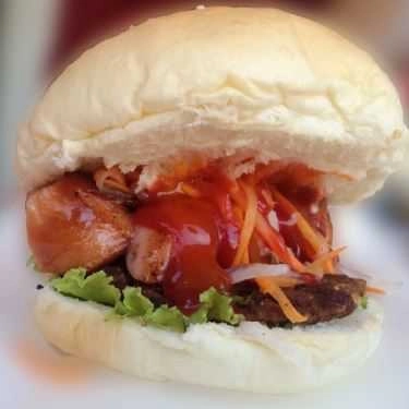 Món ăn- Tiệm Bánh Burger Sài Gòn