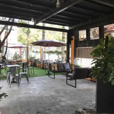 Không gian- Bus Station Coffee