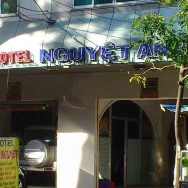 Tổng hợp- Nguyệt Ánh Hotel - Trần Tuấn Khải