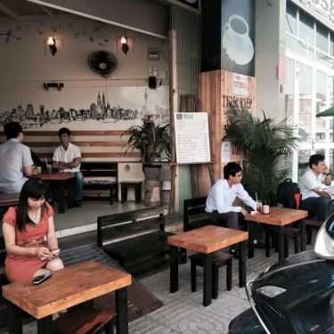 Không gian- Huy Cafe