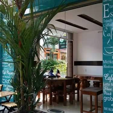Không gian- Phố Núi Cafe