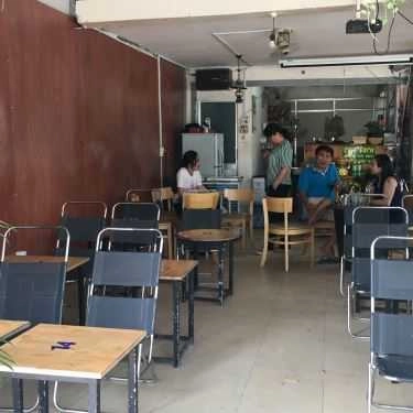 Không gian- Vị Ê Đê Coffee