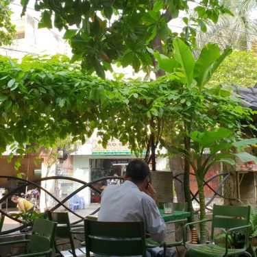 Không gian- Vườn Lan Coffee