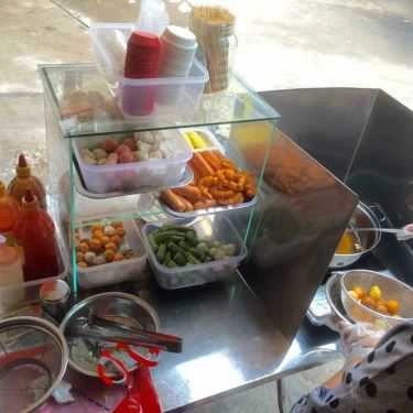 Không gian- Ăn vặt Cá Viên Chiên Phương