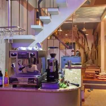 Không gian- Cafe Hội Ăn Vặt Sì Phố - Bánh Tráng Nướng Đà Lạt
