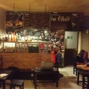 Không gian- Bistro Cafe