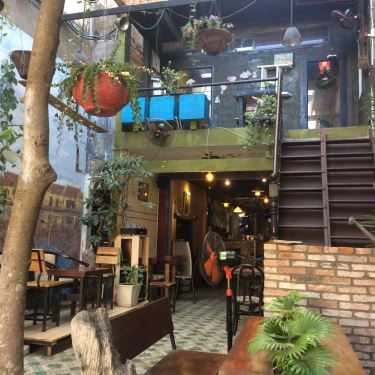 Không gian- Cộng Hòa Cafe