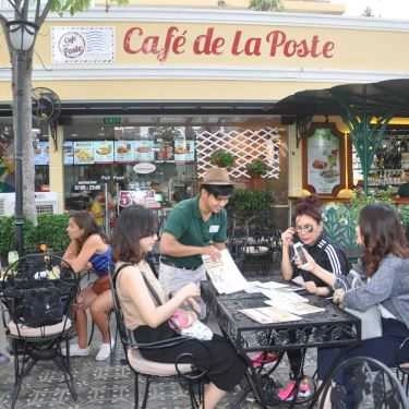 Tổng hợp- Tiệm Bánh Café De La Poste - Công Xã Paris