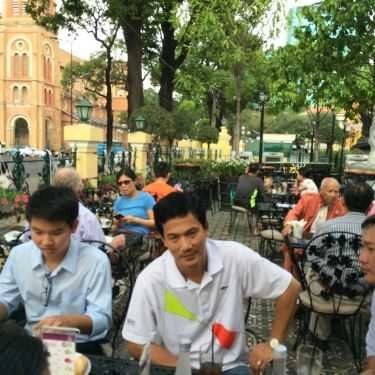 Tổng hợp- Tiệm Bánh Café De La Poste - Công Xã Paris