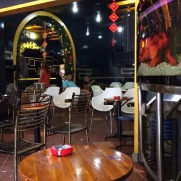 Không gian- Cafe Hùng - Bờ Kè