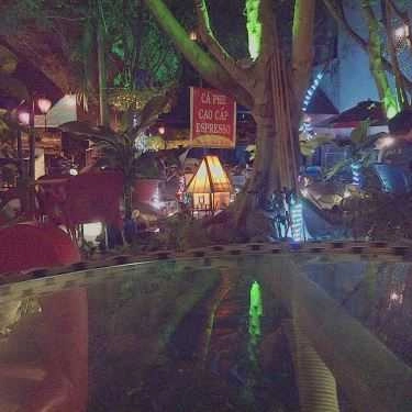 Không gian- Thảo Nguyên - Cafe & Kem