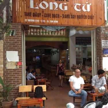 Không gian- Long Tứ Cafe