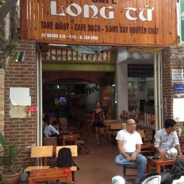Không gian- Long Tứ Cafe
