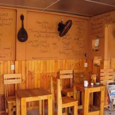 Không gian- Tri Tân Cafe