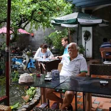 Tổng hợp- Cafe Tuổi Trẻ - Hoàng Hoa Thám