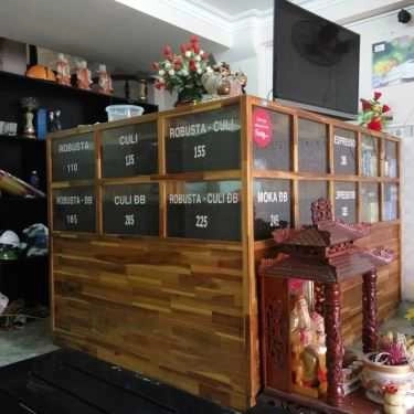 Không gian- Việt Coffee