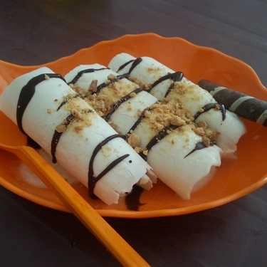 Món ăn- Cafe Canaan Quán - Kem Cuộn Thái Lan