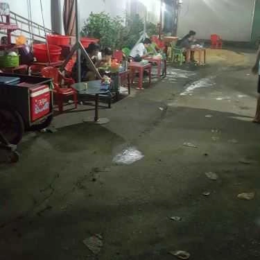 Không gian- Ăn vặt Cháo Lòng Bình Dân - Quang Trung