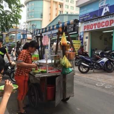 Không gian- Ăn vặt Cháo Lòng - Nguyễn Văn Cừ