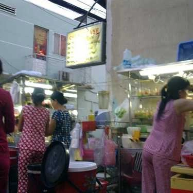 Không gian- Ăn vặt Chè Ngọc Ánh