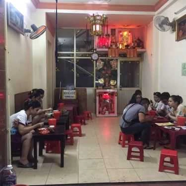 Không gian- Ăn vặt Chè Bưởi & Há Cảo